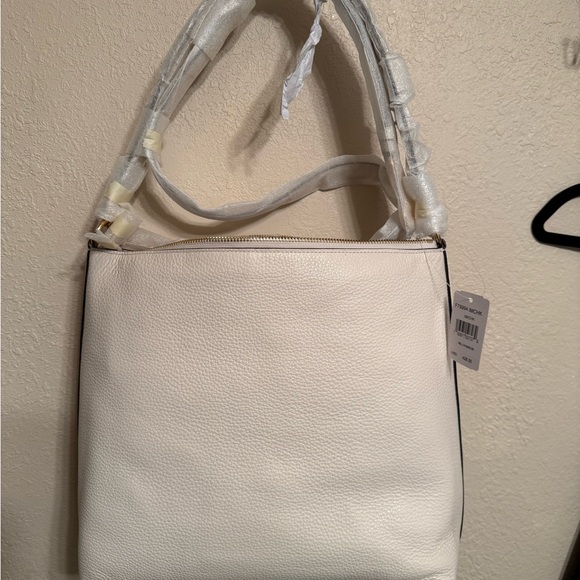 Coach Marlon Leather Women's Bag - Picture 2 of 5